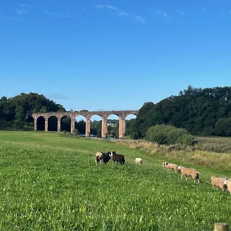 Holiday home Cosy 2-bed With Garden Near Carlisle Longtown (Cumbria)